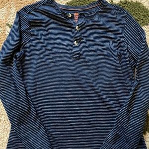 Boy’s H&M long sleeve tee